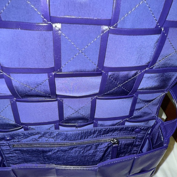 Bottega Veneta Purple Crossbody Messenger Bag - Picture 6 of 9